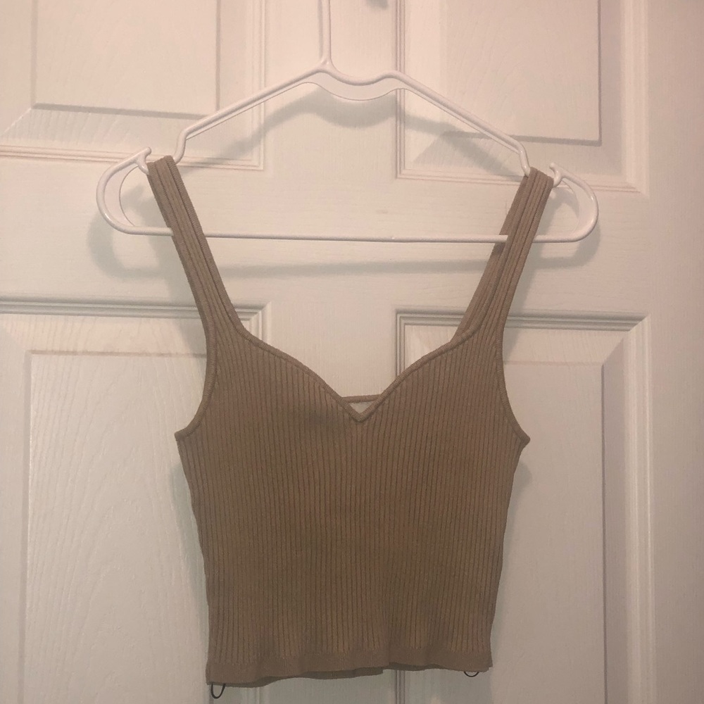H&M tan fitted crop top